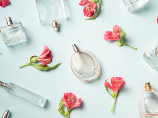 How to Choose a Perfume - A Complete Guide