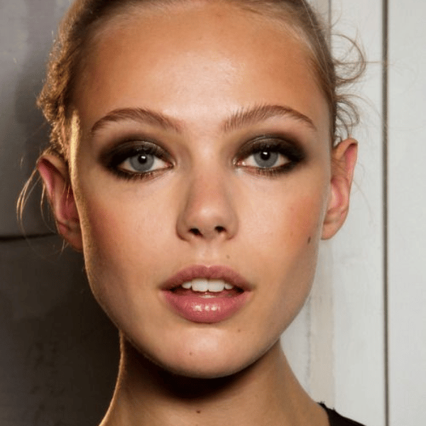 14 Make up looks if you have blue eyes 3